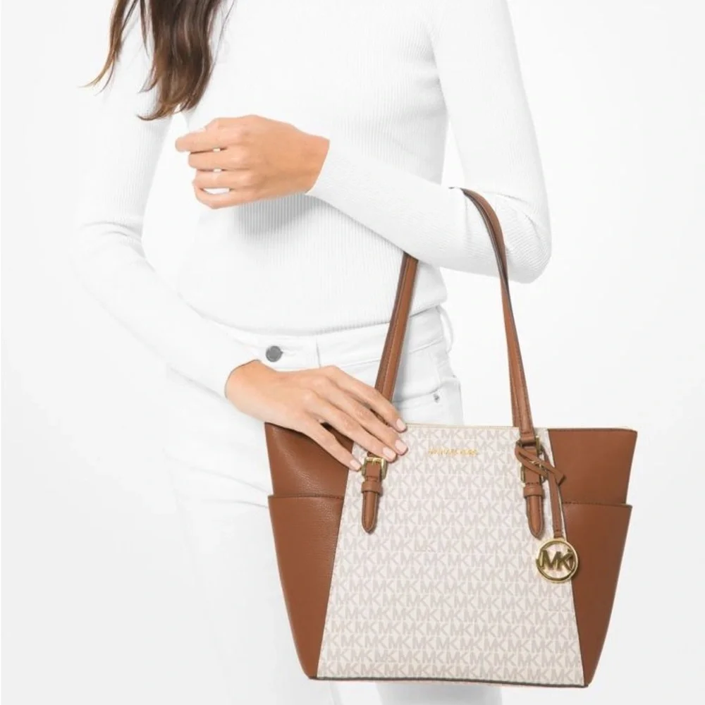 Michael Kors Charlotte Vanilla Logo Large Tote Bag Purse Jet Set New - Picture 4 of 9